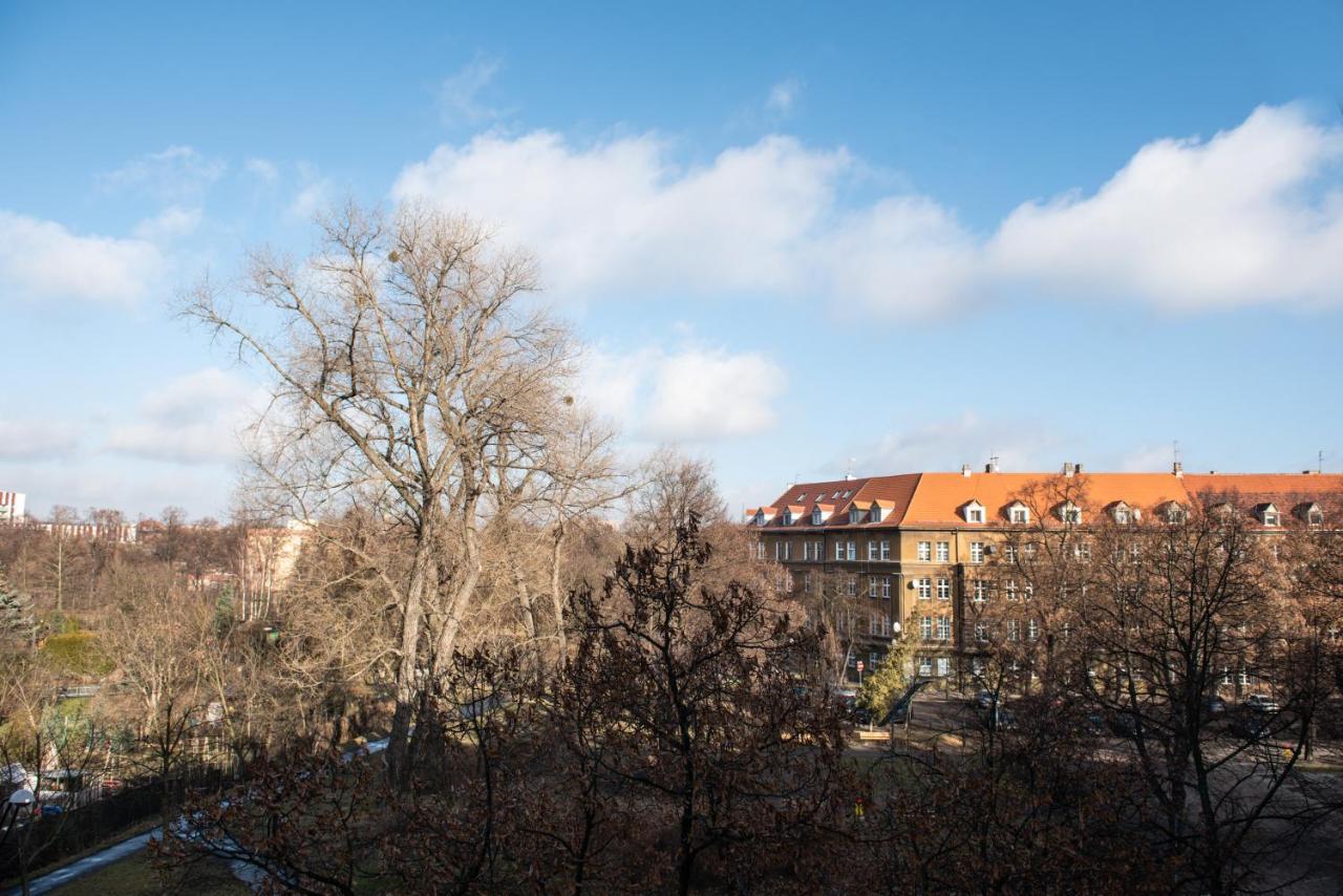 Apartament Przy Fontannach Appartamento Gliwice Esterno foto